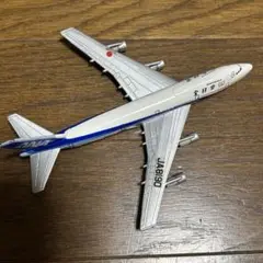 全日本空輸（ANA）のボーイング747型機 JAB8190