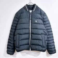 カルバンクラインジーンズ　ダウンジャケット　CK ロゴ入り　ブルゾン