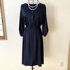 UNTITLED綿100%ワンピースボートネック黒・後中央リボン紐で調整可能M