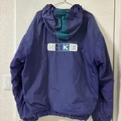 NIKE ナイロンジャケット　ジャンパー　刺繍ロゴ　XLサイズ