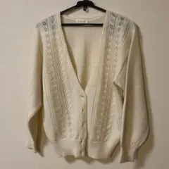 白　ニット　カーディガン