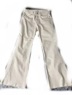 ZARA ホワイトデニム フレアパンツ カットオフ　swag dripのサムネイル