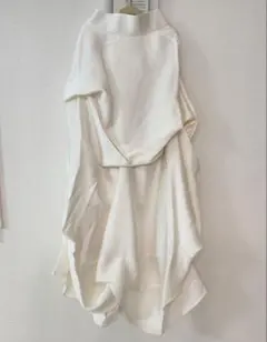 新品 Louere ルエレ ハイウエストサテンタック ロングスカート Mサイズのサムネイル