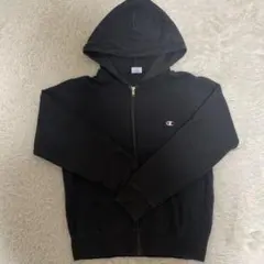 Champion ブラック フード付きパーカー