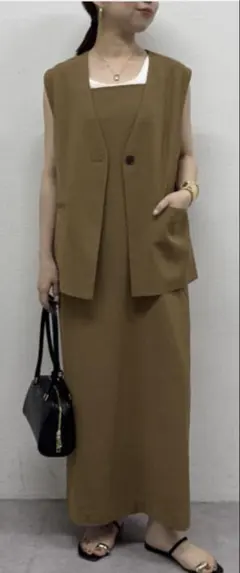 ノースリーブ ベスト ジレ.ワンピースセットのサムネイル