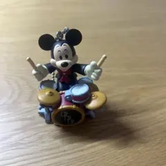 ディズニー ミッキー ビックバンドビート BBB カプセルトイ キーホルダー