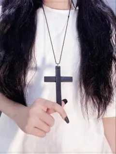 ヴィンテージ ブラック クロス型 ネックレス