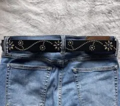 在庫残り僅か‼️フラワー スタッズベルト　HTCなど好きな方へ　ブラック