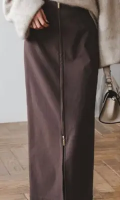 Noble RyNy コンフォートストレッチジップタイトスカートブラウンのサムネイル