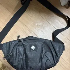 Columbia ボディバッグ ブラック
