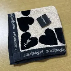 新品タグ付きレアYves Saint Laurent ハート柄ハンカチ