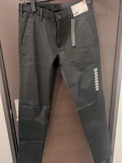 新品 ユニクロ ウルトラストレッチスキニーチノ