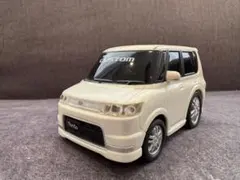 ディーラー非売品】トヨタ ルーミーカスタム ミニカー ホワイト