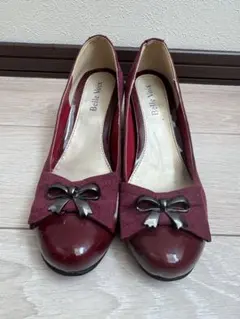Belle Vox バーガンディ リボン付きハイヒール