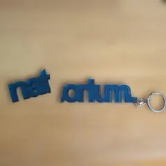なとり ナトリウム キーホルダー ブルー - メルカリ