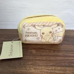 ピカチュウ　ミニポーチ　ポケットモンスター