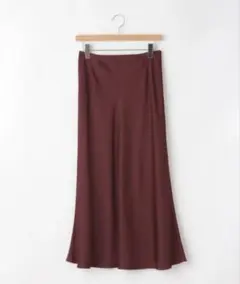 【新品】NATURAL BEAUTY BASIC サテンスカート