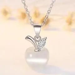 モ*ン様 【送料無料】ムーンストーンカラーアップルペンダント