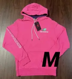 ピンク パーカー