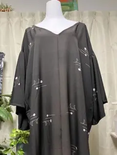 着物リメイク　ロングワンピース　一点物　難あり　ゆったり