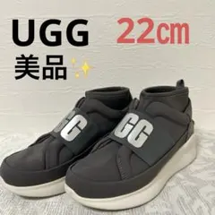 未使用級】 アグ ニュートラスニーカー 厚底スリッポン ビッグロゴ 黒 