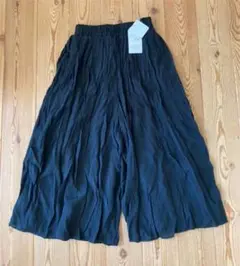 スカンツ ガウチョパンツ