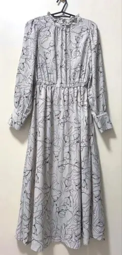 【ITS' DEMO】長袖花柄ワンピース