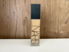 NARS ナチュラルロングウェアファンデーション 04799のサムネイル