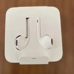 ホワイト 有線イヤフォン
