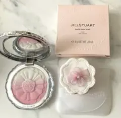 パフ付き　JILLSTUART パステルペタルブラッシュ　107 限定色　チークのサムネイル