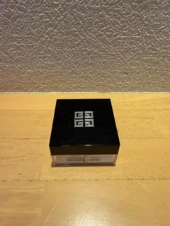 GIVENCHY プリズム・リーブル ルース パウダー ミニ フェイスパウダーのサムネイル