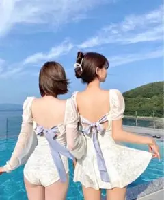 Item thumbnail for item 2cb4c59f-6170-425c-b529-dcbe4a80e5f4