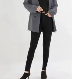 GU スキニーデニムパンツ