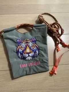 Guan AND Ball タイガー刺繍 2WAYミニショルダーバッグ新品未使用のサムネイル