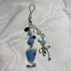 【ハンドメイド】クリームソーダキーホルダー✴︎