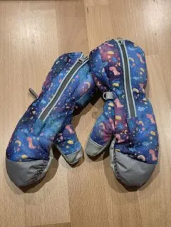 スキー　スノボ　グローブ　手袋　子供