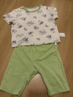ユニクロ ベビーパジャマ 90 半袖 上下セット こぐまちゃん　グリーン 夏用
