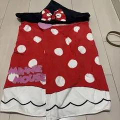 ディズニーランド　ミニーマウス　フード付きポンチョタオル