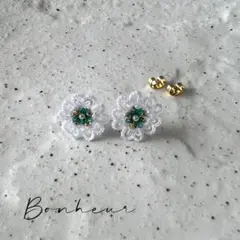 【ピアス・イヤリング】可愛いお花型モチーフ✨タティングレース