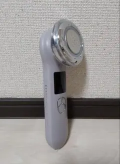 【未使用】3COINS マルチフェイシャルケアツール 美顔器 スリーコインズのサムネイル