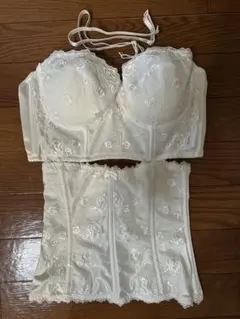 トリニティ　ブライダルインナー B75