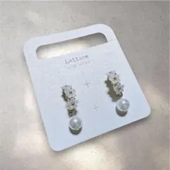 Lattis ピアス フラワー/パールのサムネイル