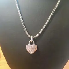 GUESS ハート ネックレスのサムネイル