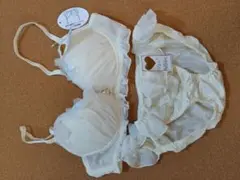 peek-a-boo ブラジャーショーツセット B75 Mサイズのサムネイル