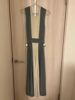 ノースリーブニットロングワンピース グリーンアイボリー