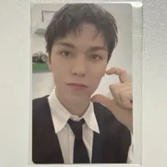 17 is right here weverse GV バーノン トレカ