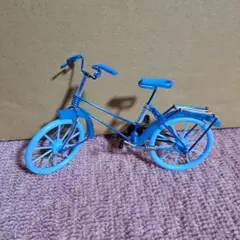 ミニチュアワイヤー自転車　ドール(ブルーCOLOR)