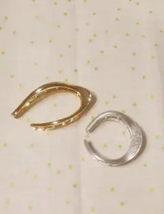 GOLDY ヘアクリップ ２個セットのサムネイル