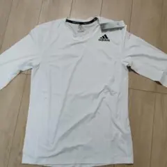 adidas TECHFIT 長袖トップス Lサイズ