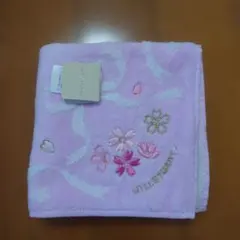 ジルスチュアート桜刺繍 薄紫色ハンカチ